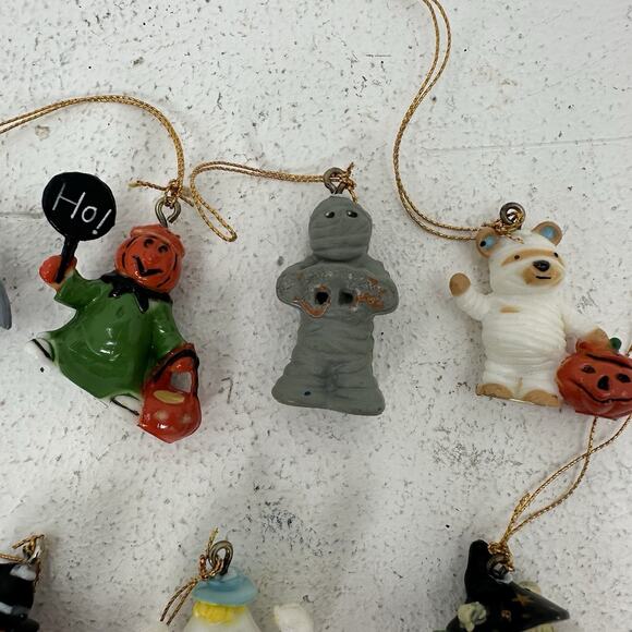 Lot 15 Vintage Mini Micro 1" Halloween Ornaments Witch Ghost Cat Bat Miniatures - Picture 3 of 6
